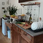 Bb Nel Pagliaio