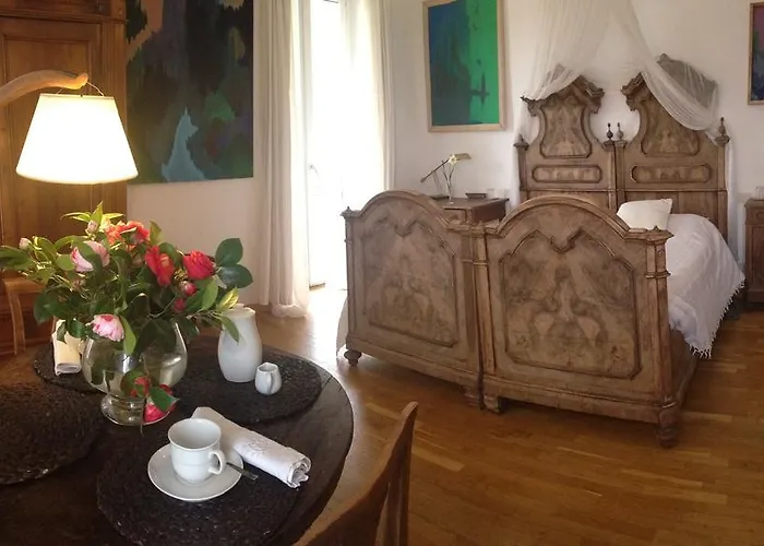 Bb Nel Pagliaio Taino