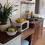 Bb Nel Pagliaio Bed & Breakfast Taino