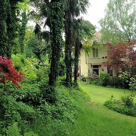 Bb Nel Pagliaio Bed & Breakfast 3*