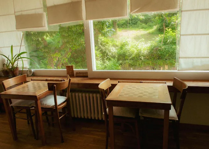 Bb Nel Pagliaio Bed and Breakfast Taino